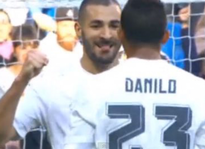 Benzema gól Danilo pacsi
